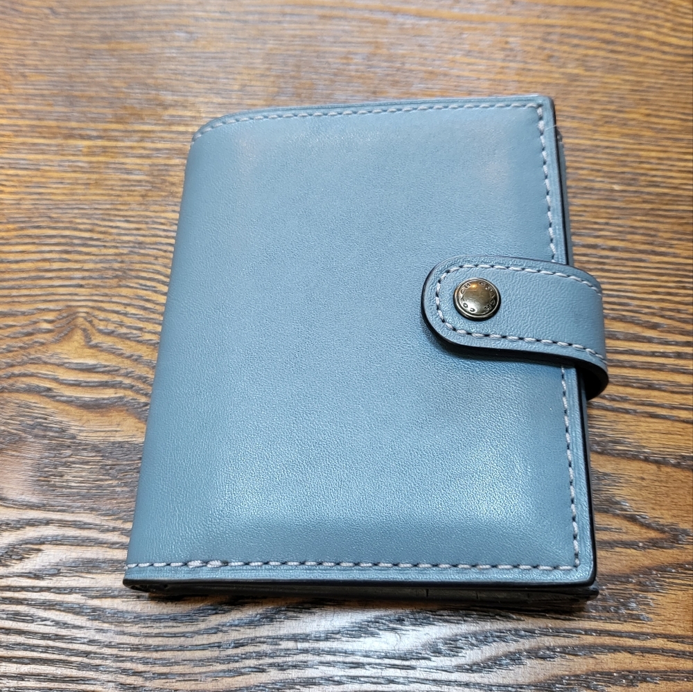 Coach leather wallet in blue